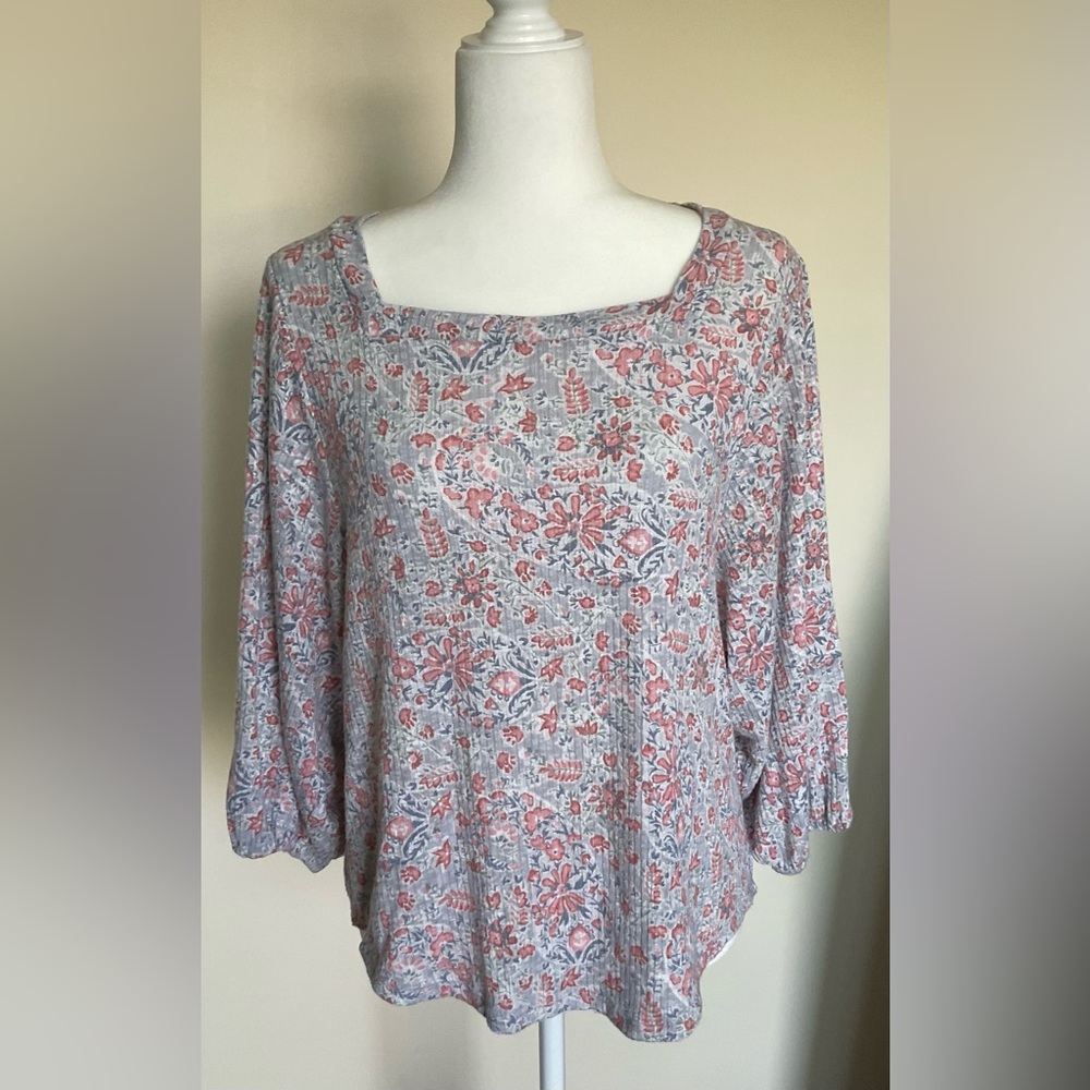 LC Lauren Conrad Pink and Gray Floral Blouse